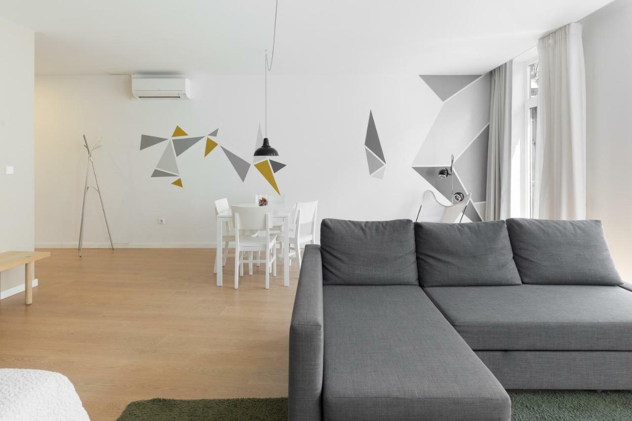 Aparthotel Guestready - Almada 15 2*