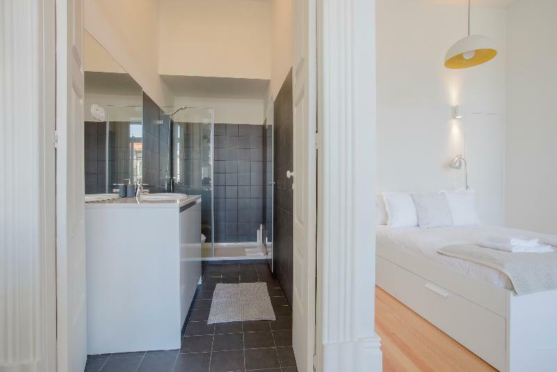 Downtown Spacious * Porto