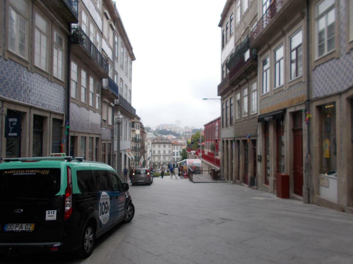 Apartment Market Place