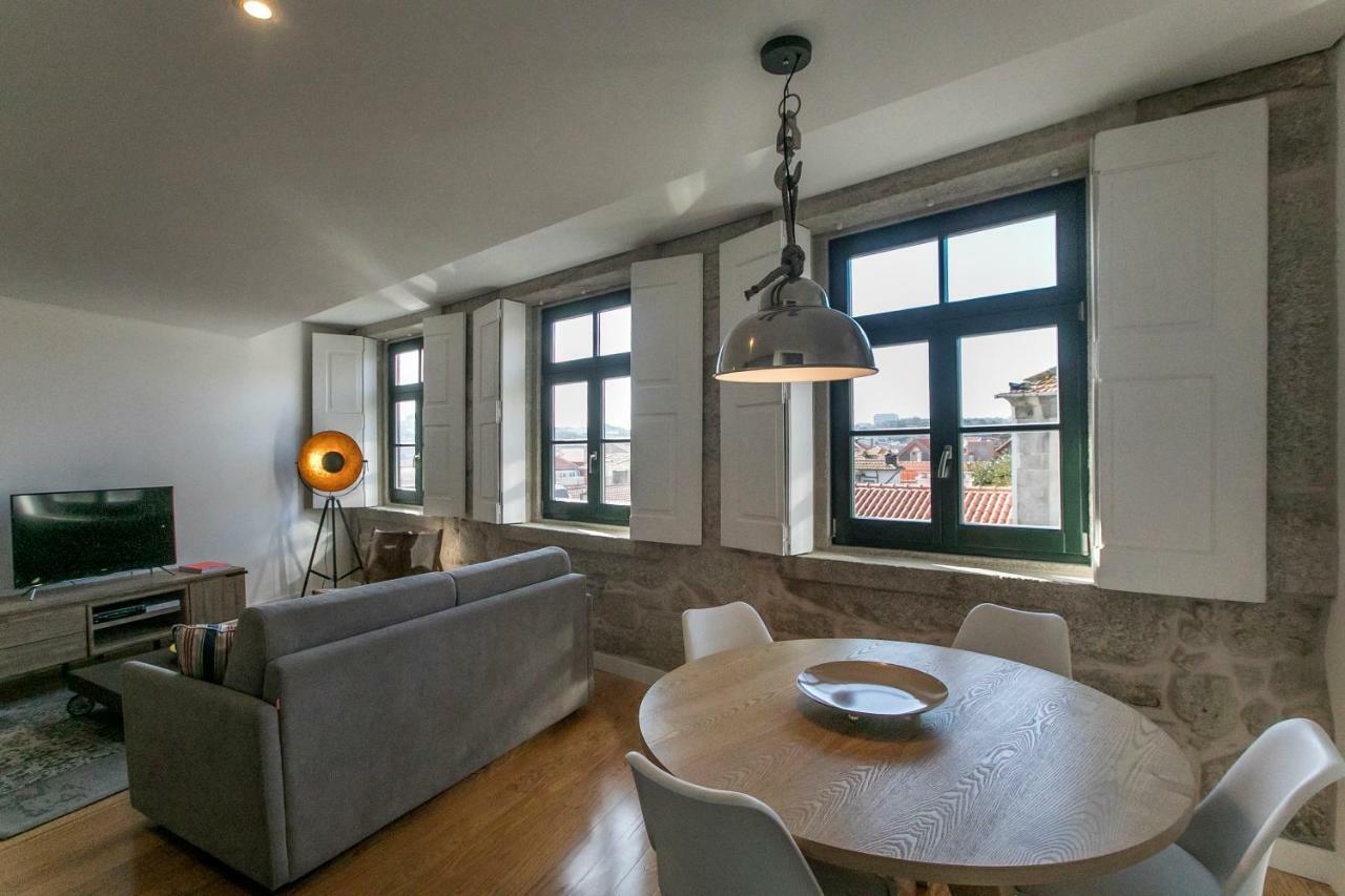 Modern 18th Century Flat