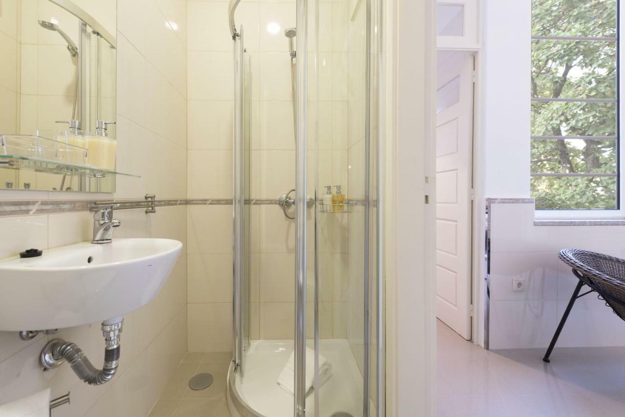 Apartment Authentic Stay, Breiner Greenhouse *