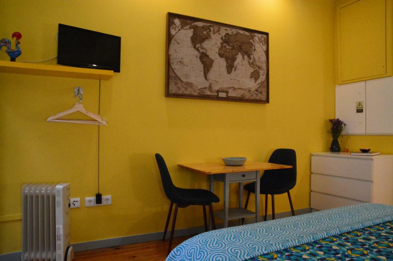 Art & Apartment