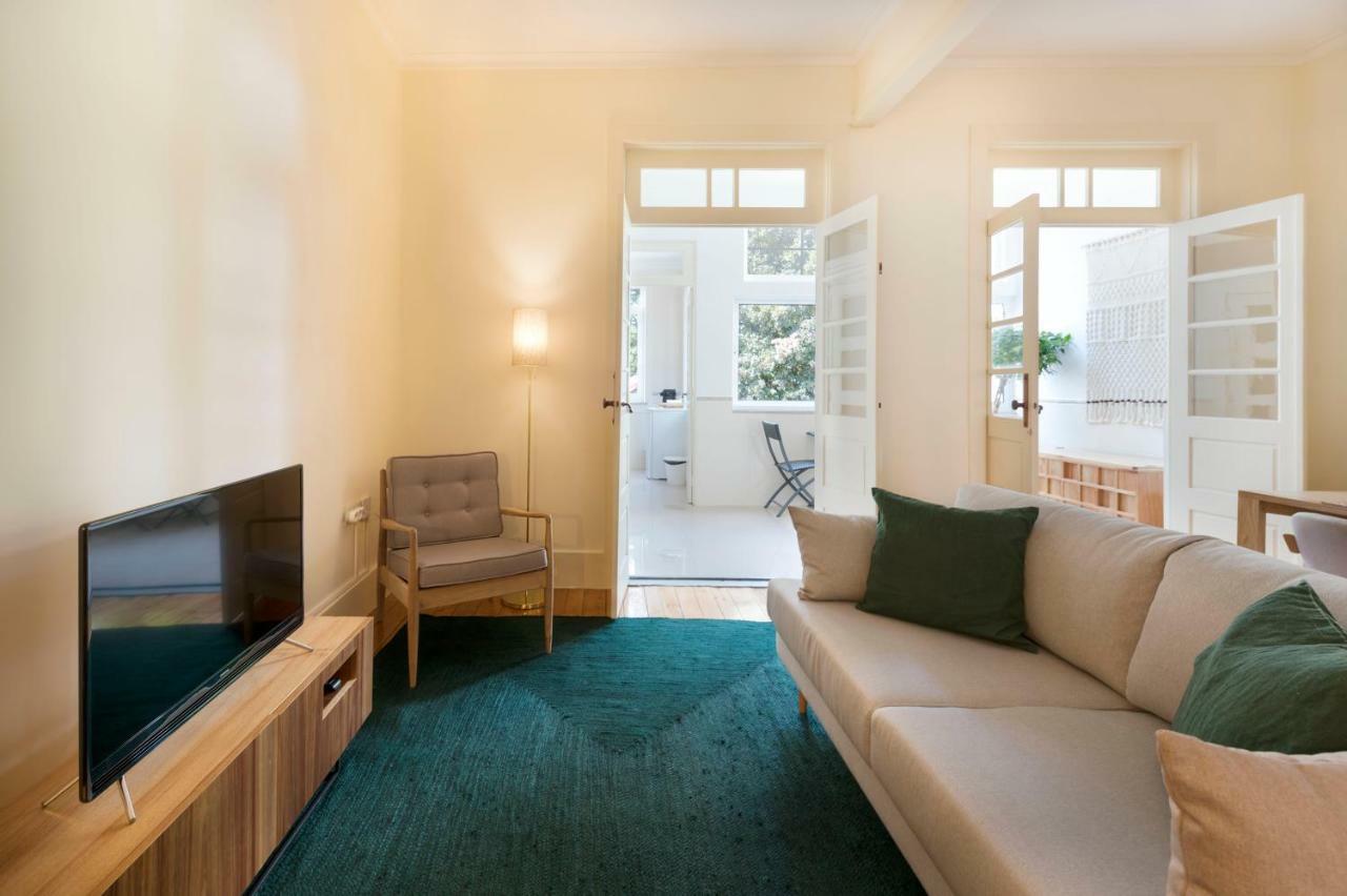 Authentic Stay, Breiner Greenhouse Apartment