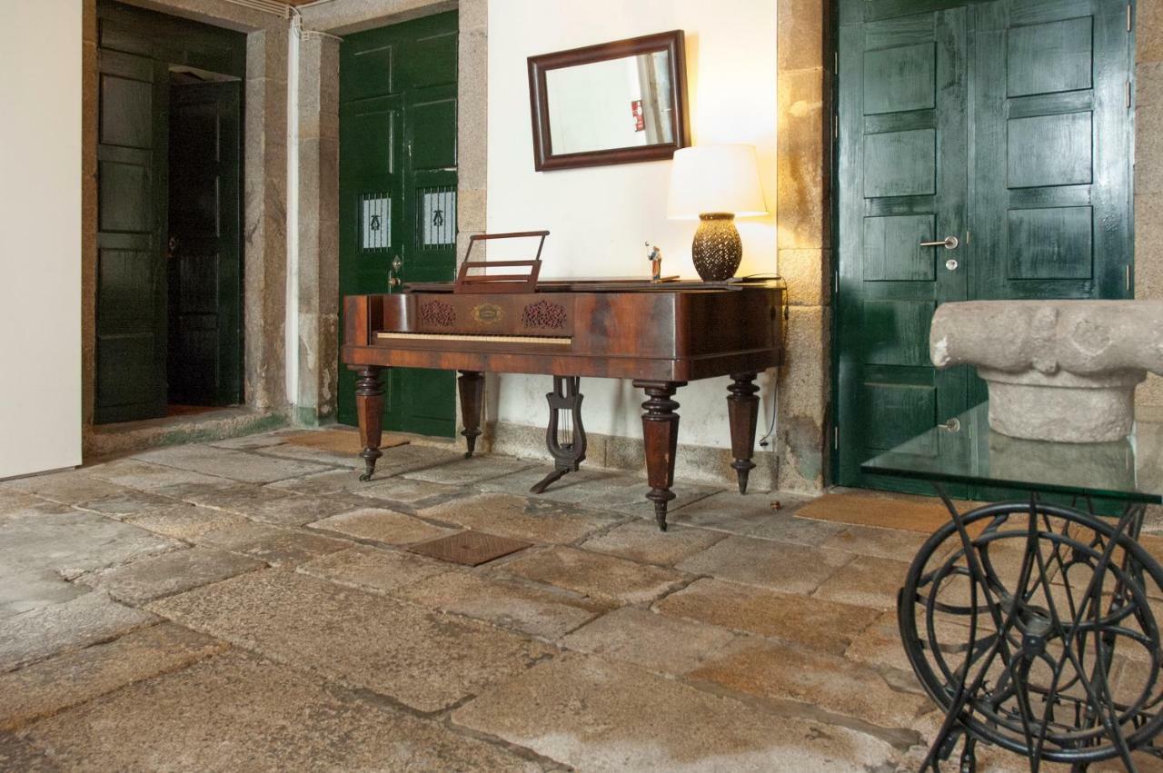 Apartment Manor House