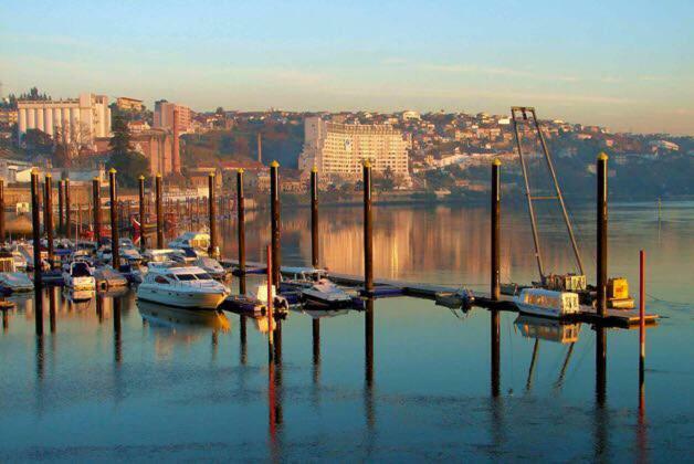 Douro Floating House Botel Porto