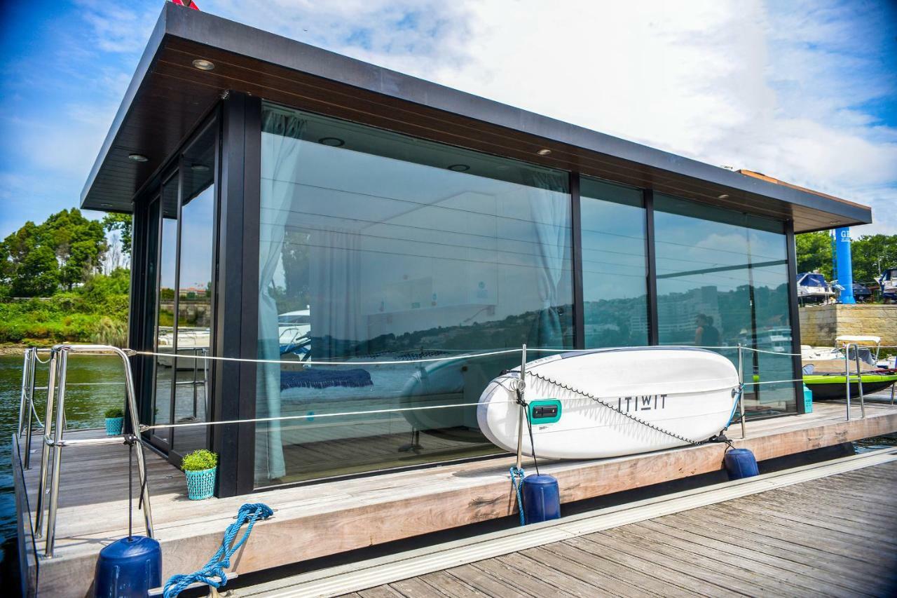 Douro Floating House *