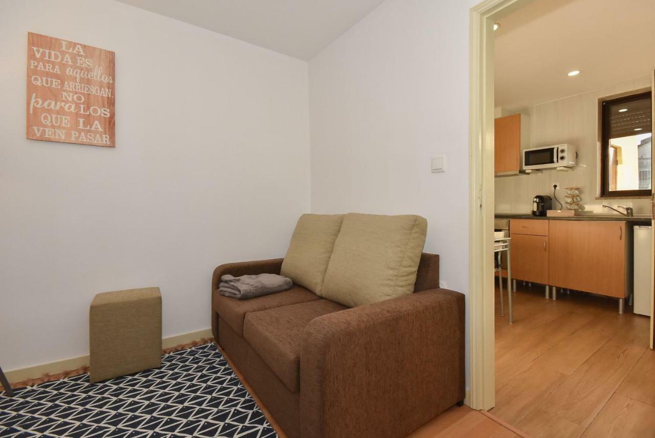 House Apartment *