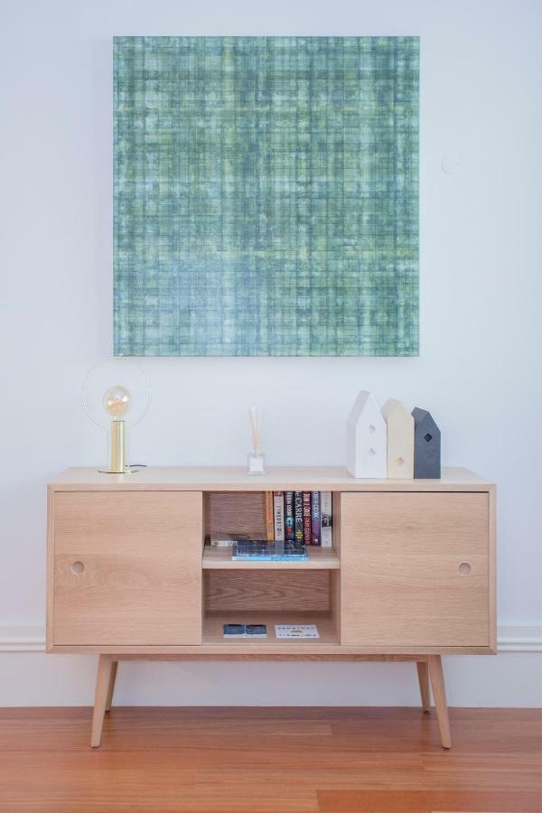 Liiiving In | Aliados Luxury Apartment