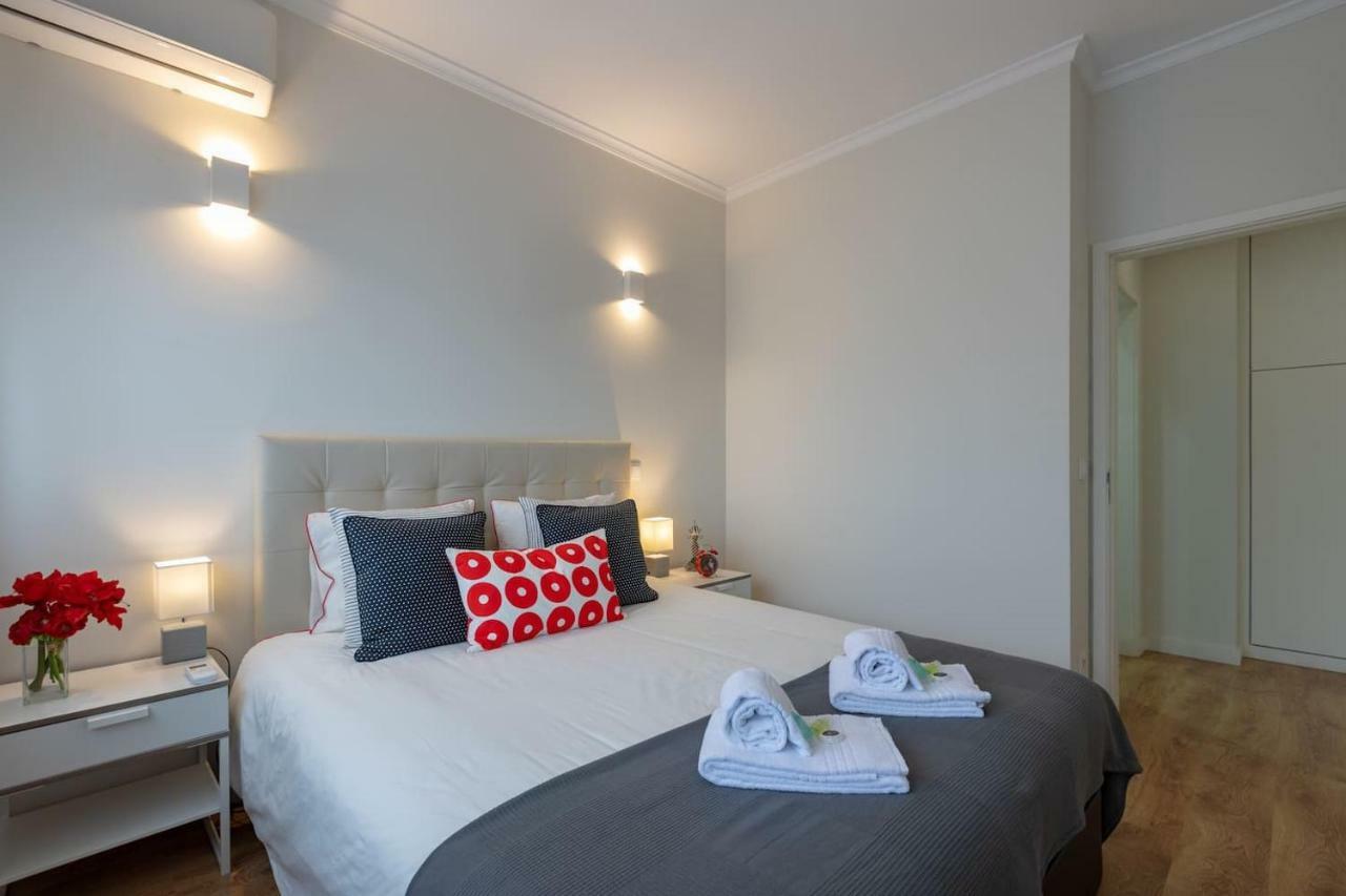 Apartment Trindade Sunny Downtown With Balcony & Ac