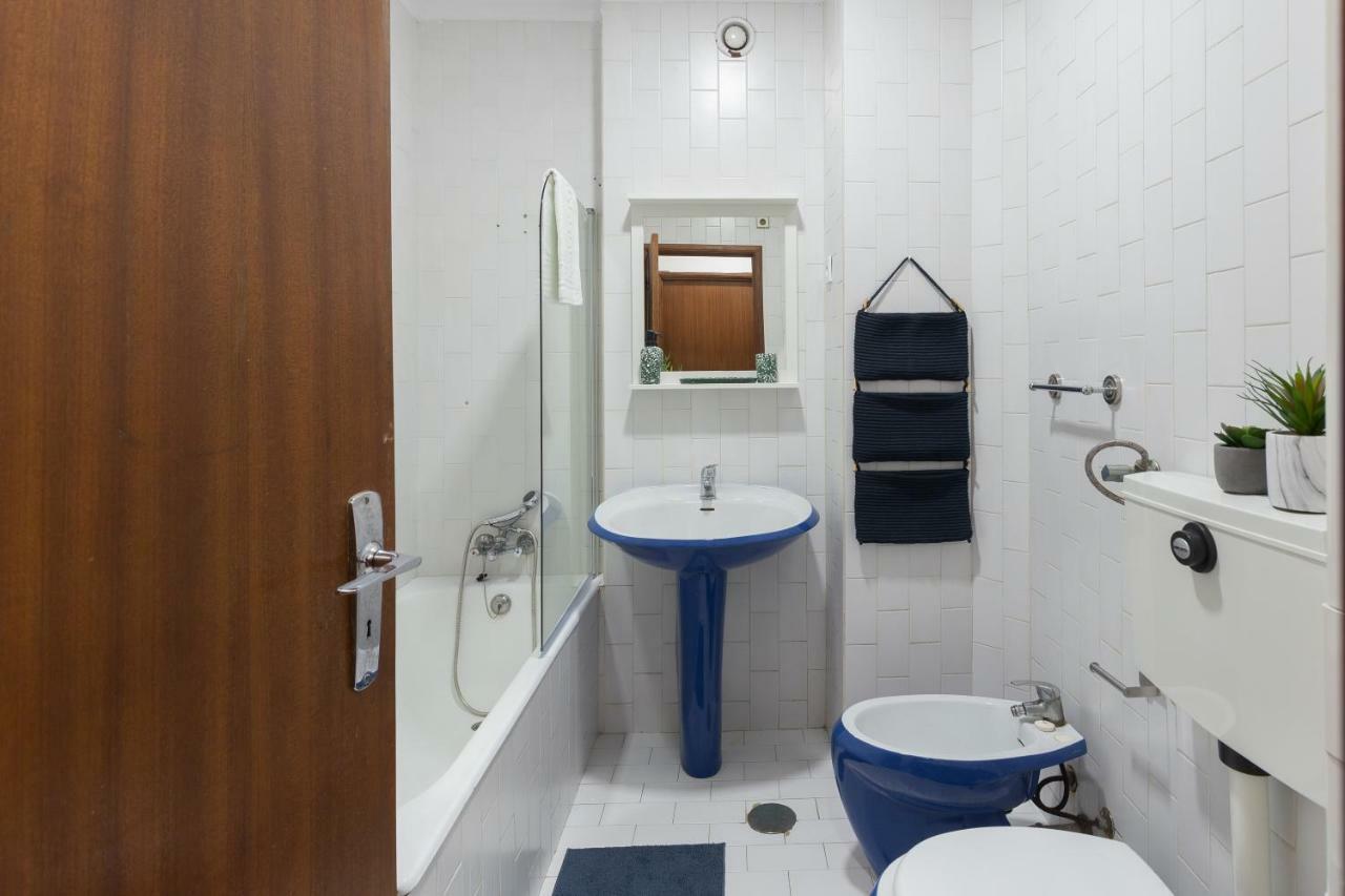 2 Comfy Bright Flats With Netflix Apartment Porto