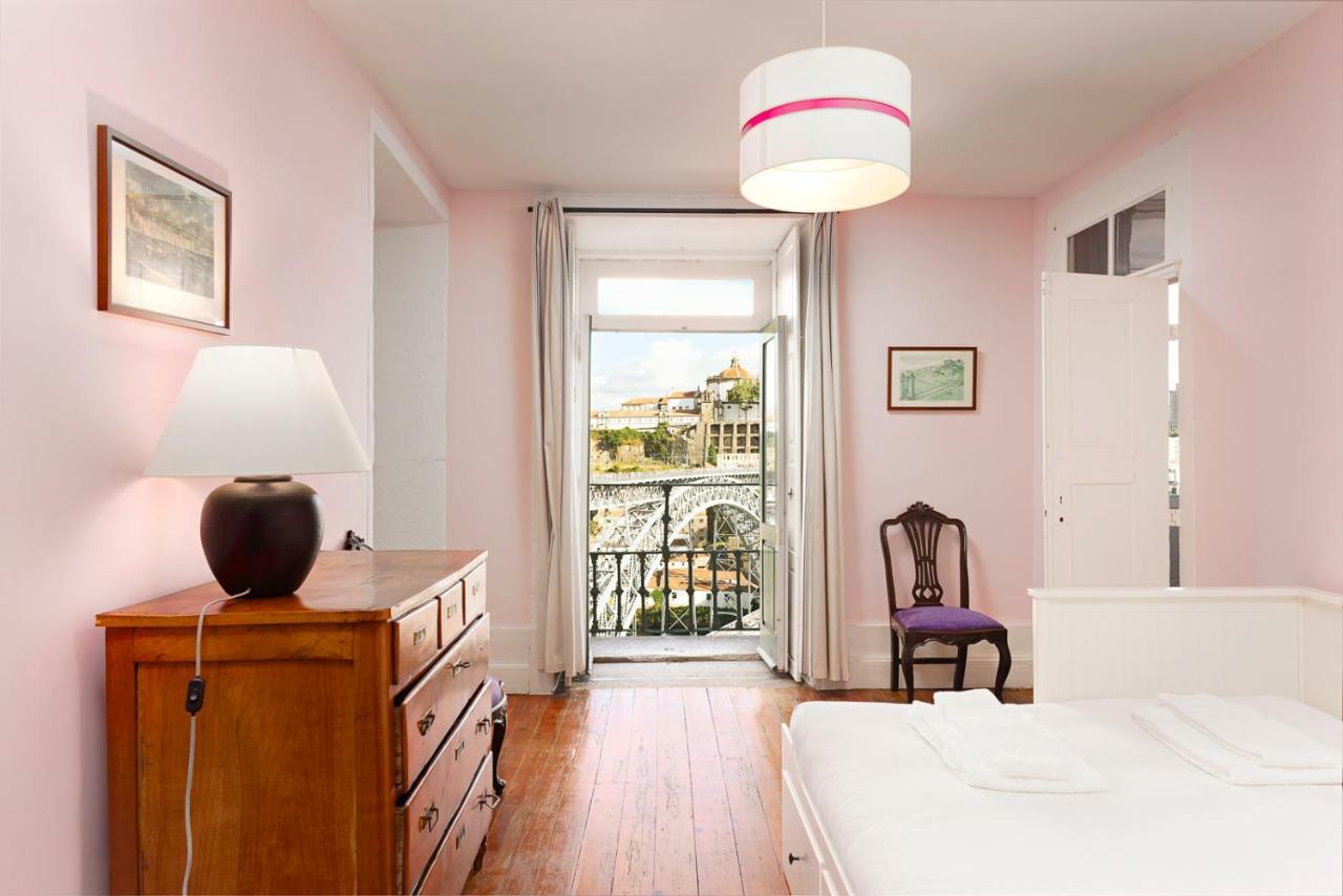 Manor House Apartment