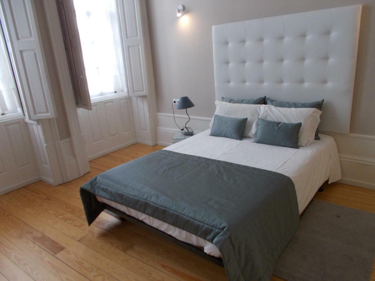 Apartment Market Place *