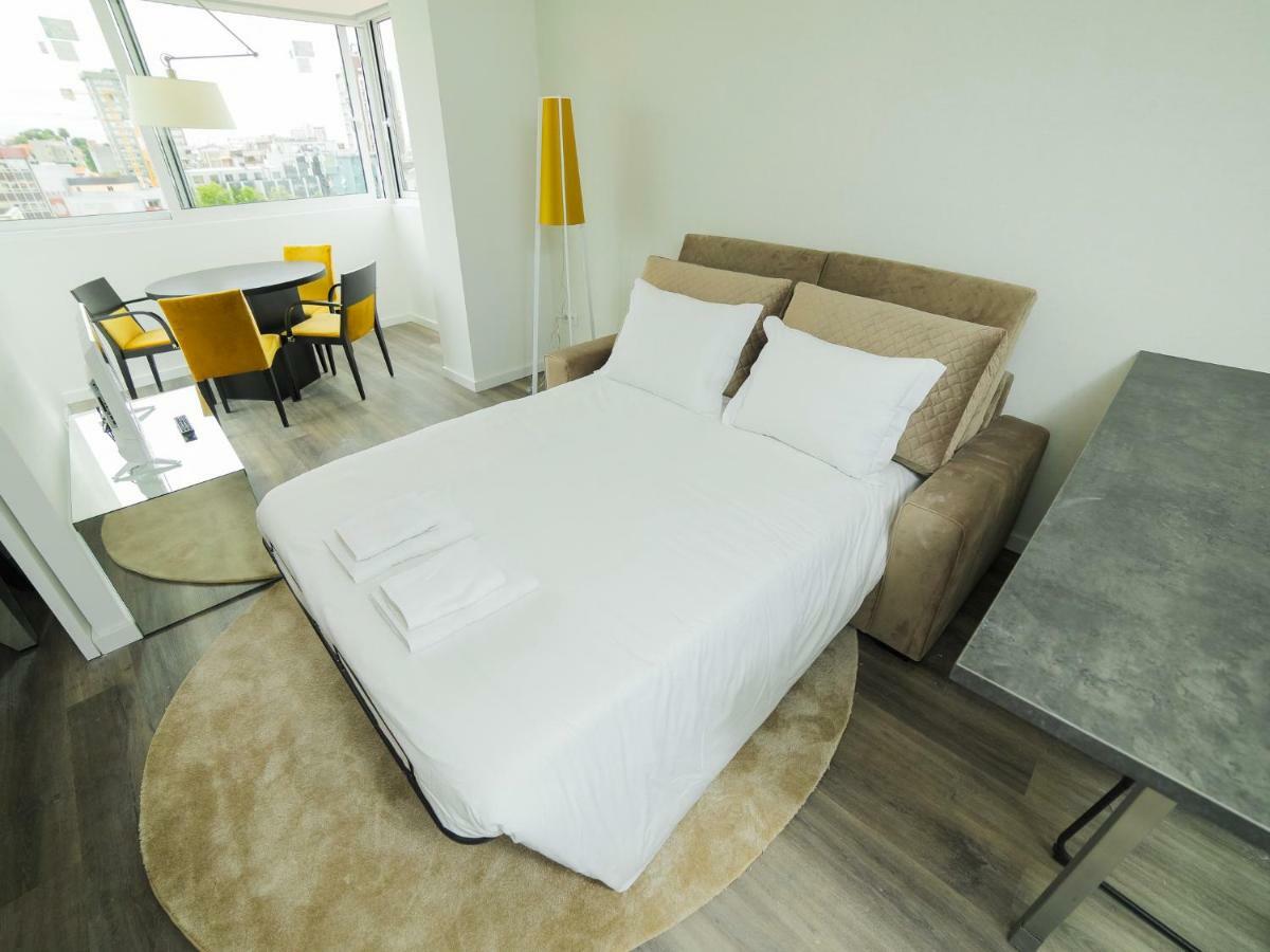 Apartment Angel Flats