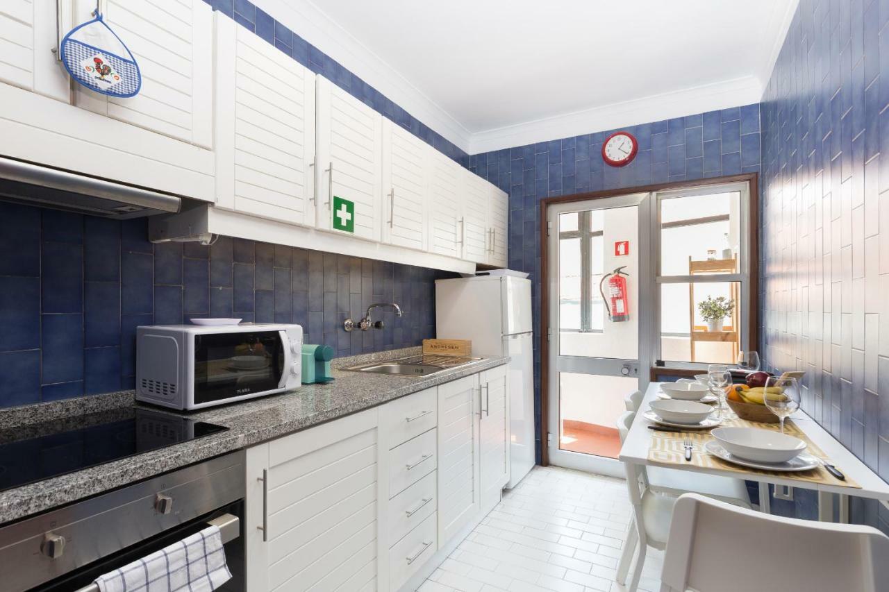 Apartment 2 Comfy Bright Flats With Netflix Porto