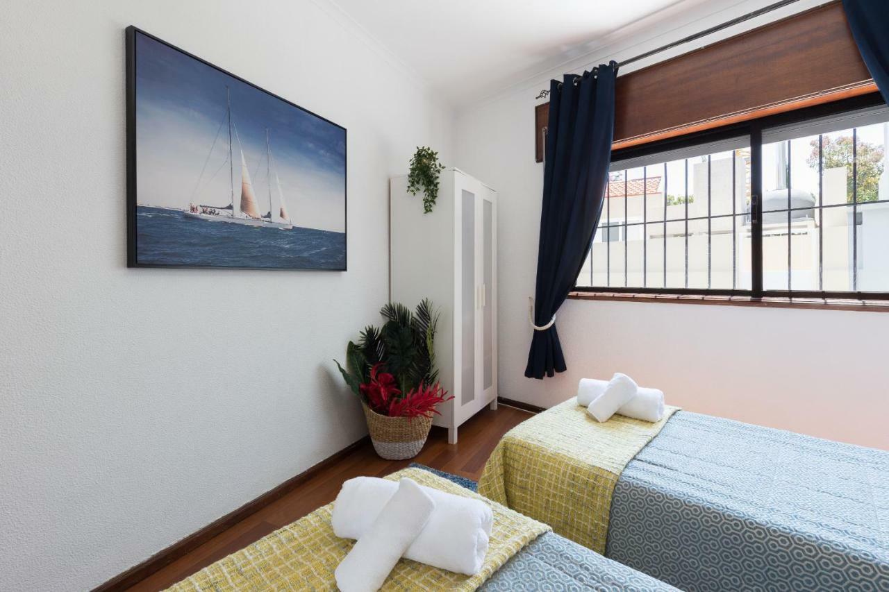 2 Comfy Bright Flats With Netflix Apartment