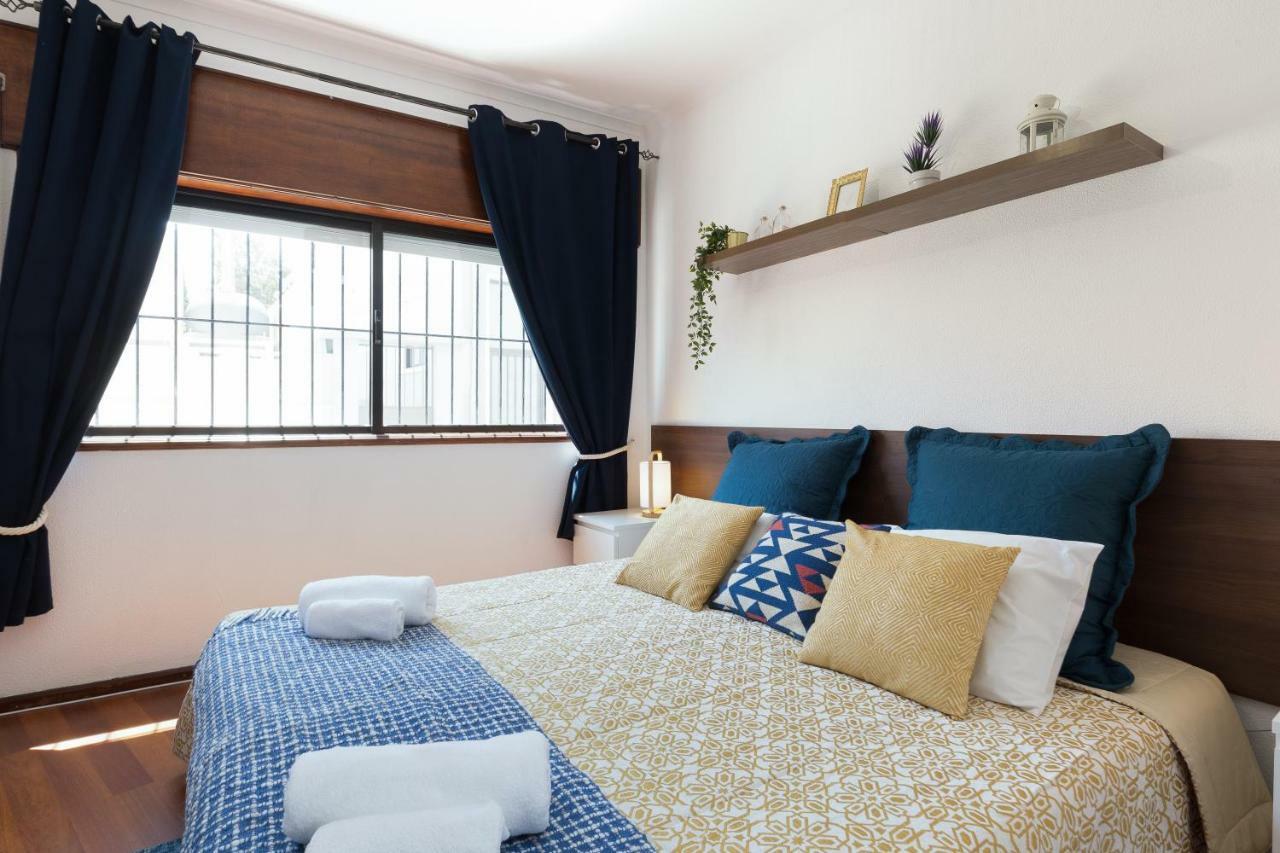 2 Comfy Bright Flats With Netflix * Porto