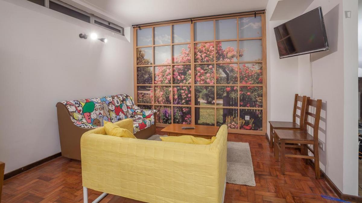 Hostel Residencia Laranjeira Porto
