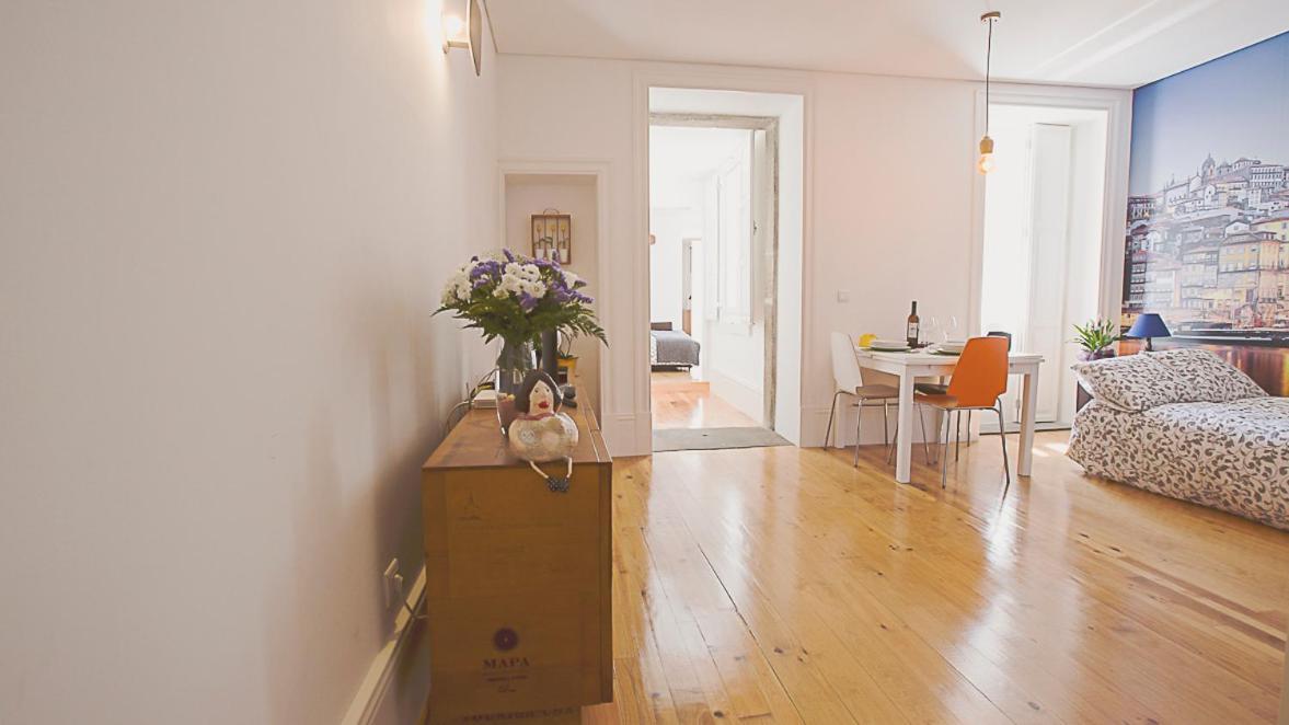Bmyguest - Almada Garden Apartment *