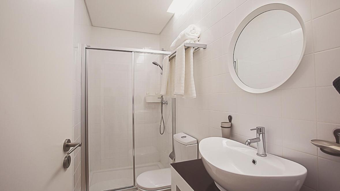 Bmyguest - Almada Garden Apartment
