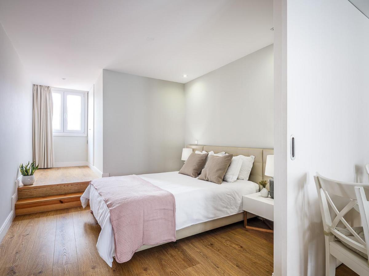 View Apartment *