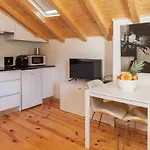 Bo - Almada