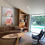 Boomerang House - Luxury House Next To City Park