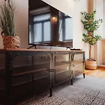 Oporto Artist\'S Loft