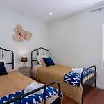 Oportohost Dragao Duplex