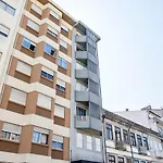 Elegant Studio W/ Ac & Balcony By Lovelystay