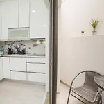 Oporto Guest Amparo Dollhouse