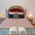 Charming Clerigos Studio