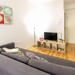 Guest H4U - Porto Batalha City Center