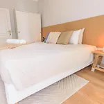 Enjoy Bonfim Central 2Br Renovated Apartment By Lovelystay
