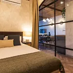 Central 2Br Marques By Lovelystay