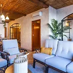 Central 2Br Marques By Lovelystay