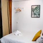 Travel & Live Marques Apartments
