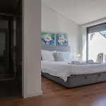 Comfy Porto