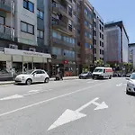 Host Wise - Cool Flat - City Center Near Aliados