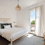 Aguda\'S Family House
