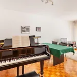 St John S Apartment