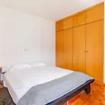 St John S Apartment
