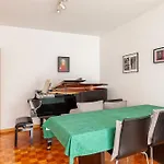 St John S Apartment
