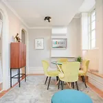 Liiiving In Porto - Cedofeita Charming Apartment