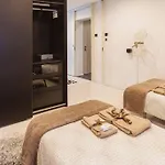 Central Luxury Room With Private Wc