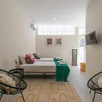 Leote House - Studio 3