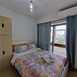 Pretty Flat With Terrace, Air Cond, Free Parking, By Porto With Love Lda