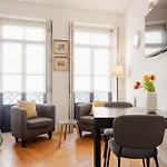 Casa Joy Boavista Apartment