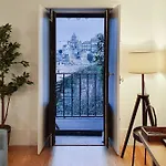 Great Flat & View In Historic Porto By Lovelystay