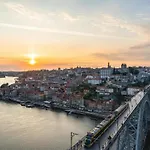 Trendy Studio In The Heart Of Porto