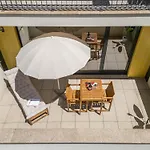 Host Wise Stylish Studio With Garage